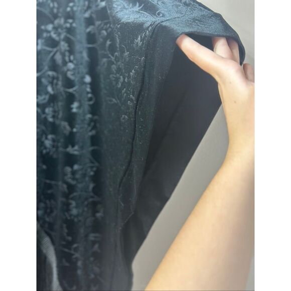 NWOT Roxy Black Wings of Raven Velvet Fringe Kimono Top Open Cardigan Women's XS - Picture 3 of 10